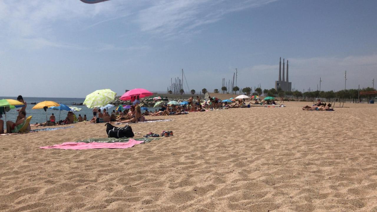 Hospedaje Dado De Baja Badalona Exterior foto